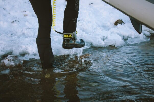 what to wear paddle boarding