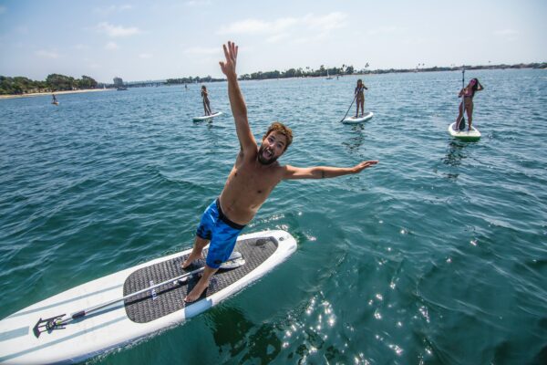 how to get back on paddle board after falling