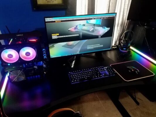 cougar mars gaming desk