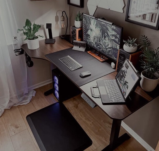 Is a standing desk better for ADHD?